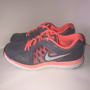 Nike Dual Fusion sts 3 running shoes Women Size 11